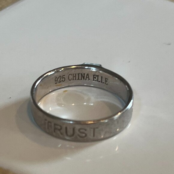 Elle Jewelry Sterling Silver Ring with inset Ruby, Size 5 - Picture 3 of 3